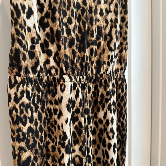 Express animal leopard cheetah print jumpsuit - Picture 5 of 8
